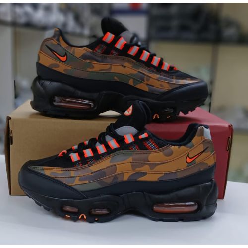 Airmax 95 for Men and Women. Normal Fitting